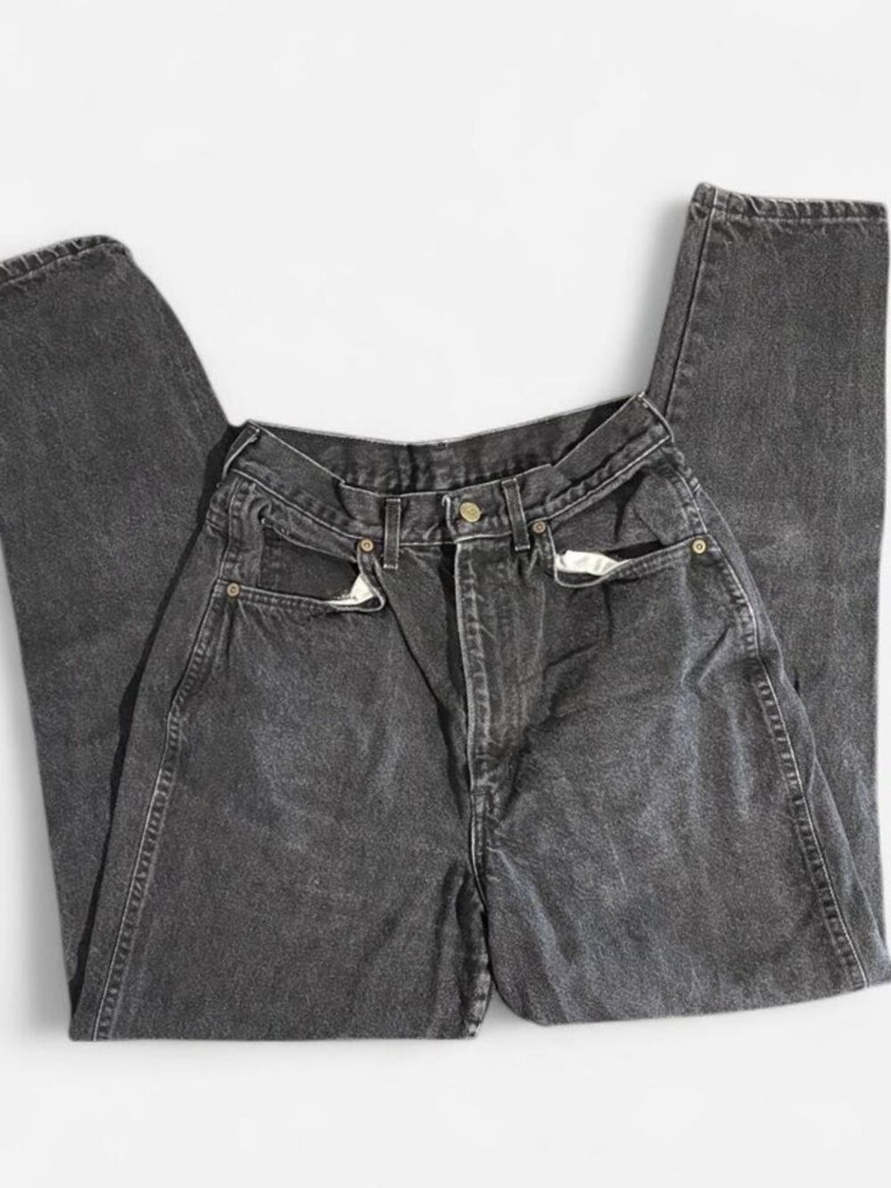 Vintage Chic High-Waisted Black Mom Jeans